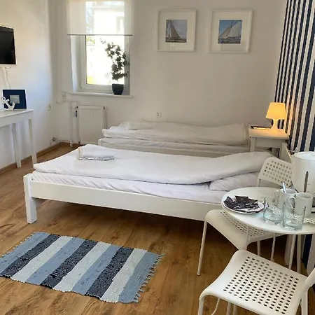 Avista Mielno Penzion Unieście